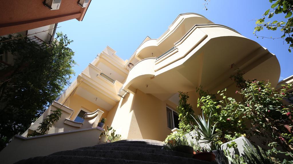 Lilian Apartman Budva